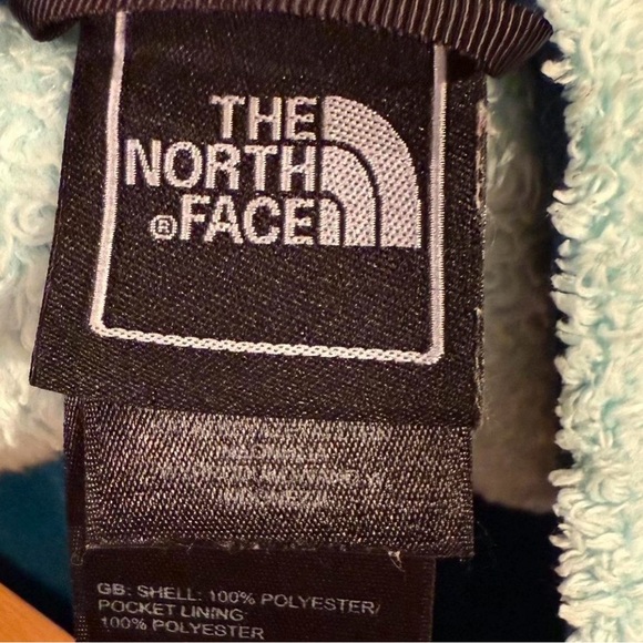 The North Face Women's Aqua Teddy Jacket - Picture 3 of 3
